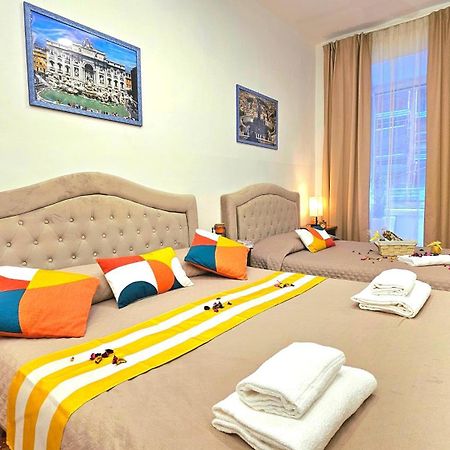 Bed and Breakfast A Casa Simpatia Roma - Free Parking If You Book 4 Nights Exterior foto