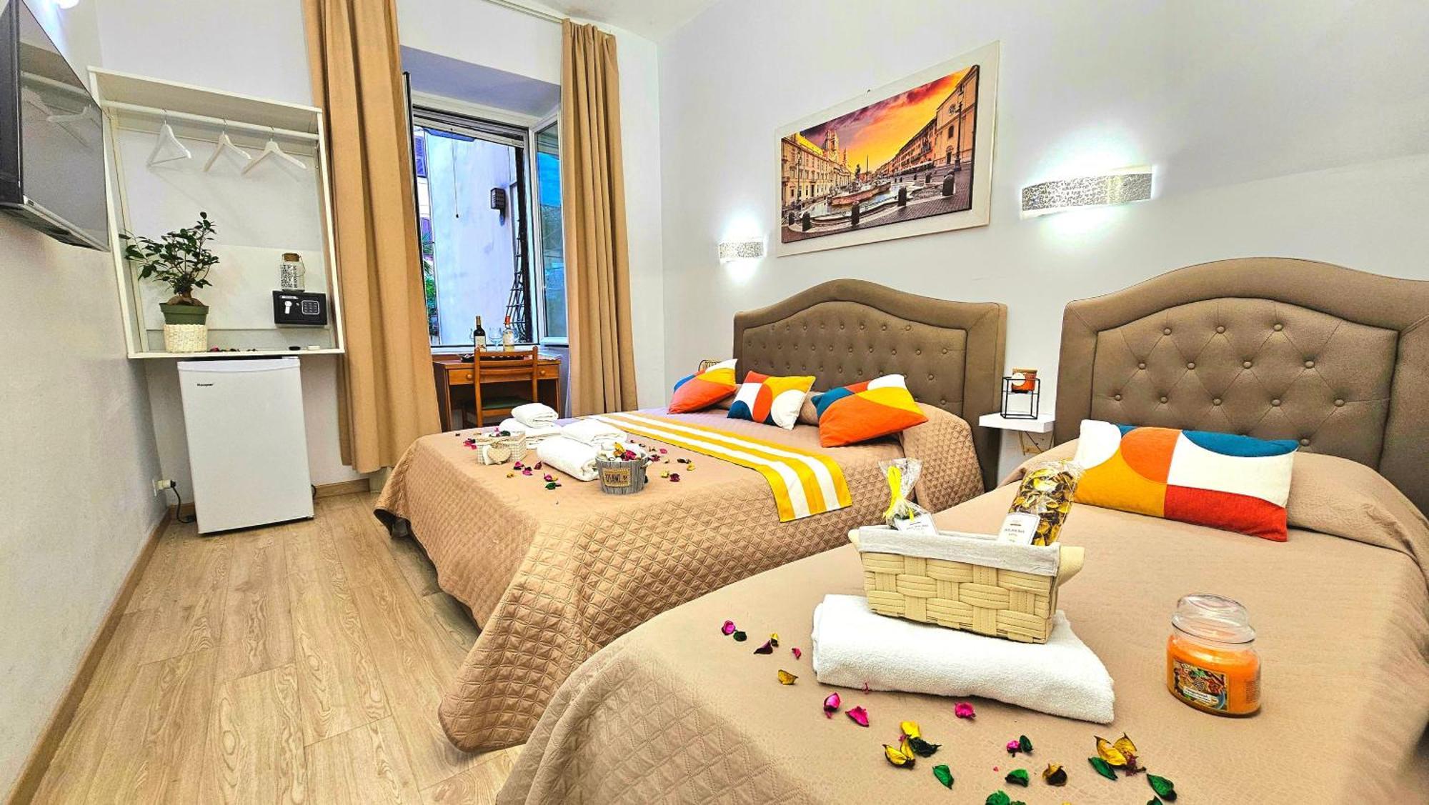 Bed and Breakfast A Casa Simpatia Roma - Free Parking If You Book 4 Nights Exterior foto